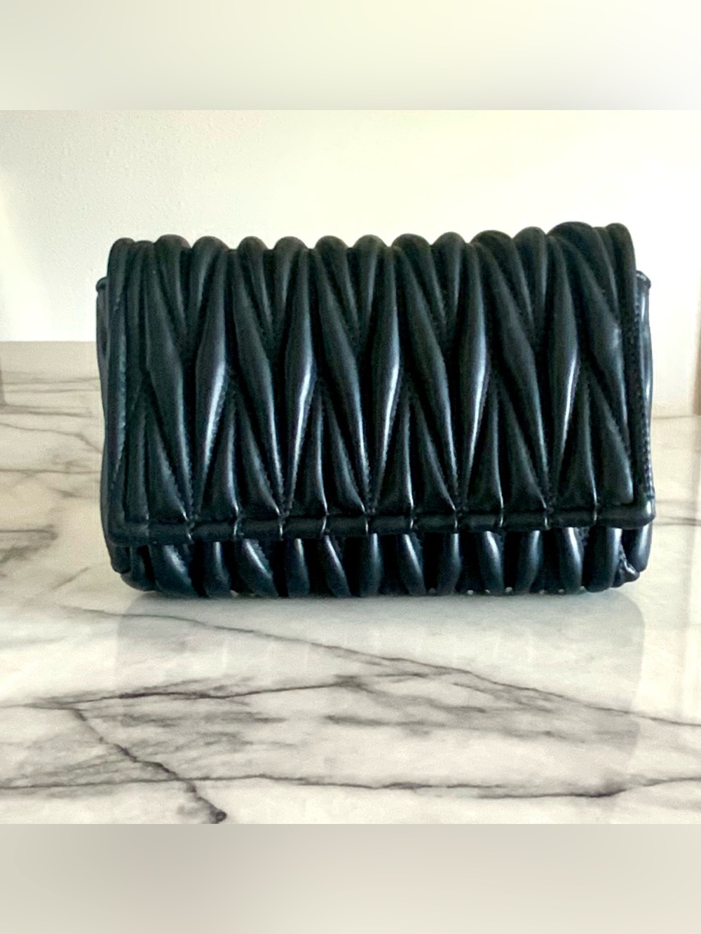 Black Quilted cross body - Picture 2 of 6
